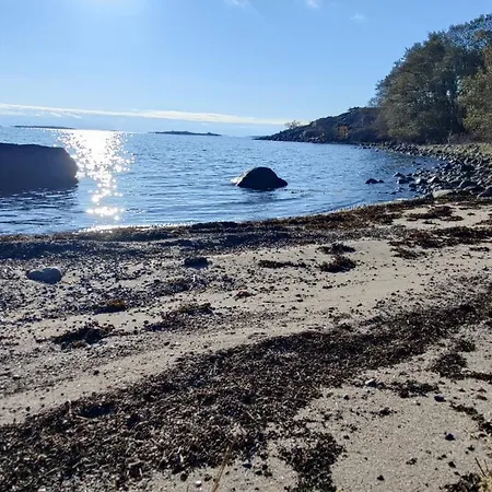 Дом отдыха Majoitu Saaressa Nauvon Ulkosaaristossa