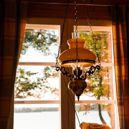 Majoitu Saaressa Nauvon Ulkosaaristossa Noto