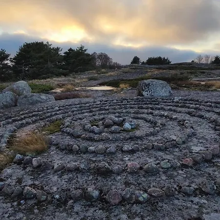 Majoitu Saaressa Nauvon Ulkosaaristossa