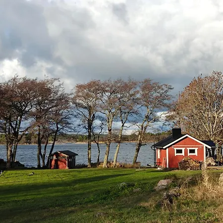 Majoitu Saaressa Nauvon Ulkosaaristossa Ferienhaus Noto