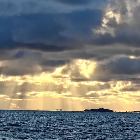 Majoitu Saaressa Nauvon Ulkosaaristossa *