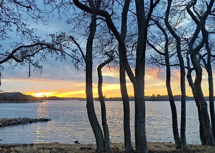 Majoitu Saaressa Nauvon Ulkosaaristossa * Noto