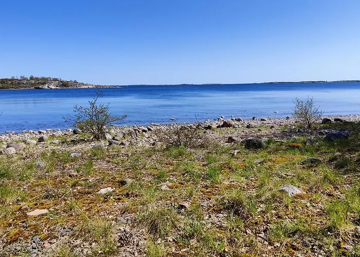 Majoitu Saaressa Nauvon Ulkosaaristossa