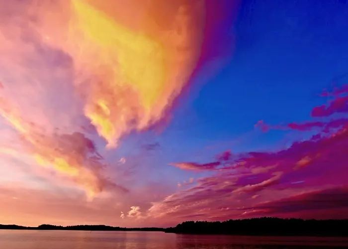 Majoitu Saaressa Nauvon Ulkosaaristossa *